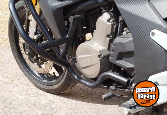 Motos - CF MT 650 CC 2023 Nafta 11197Km - En Venta