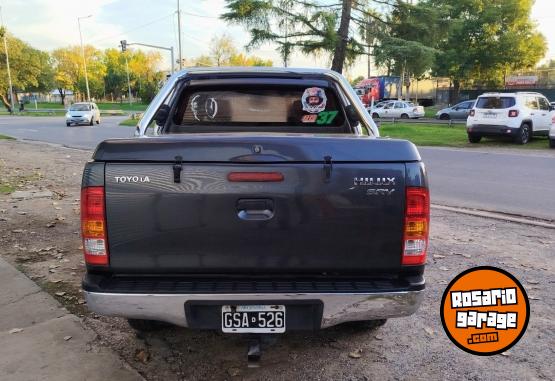 Camionetas - Toyota HILUX SRV 2007 Diesel 299000Km - En Venta