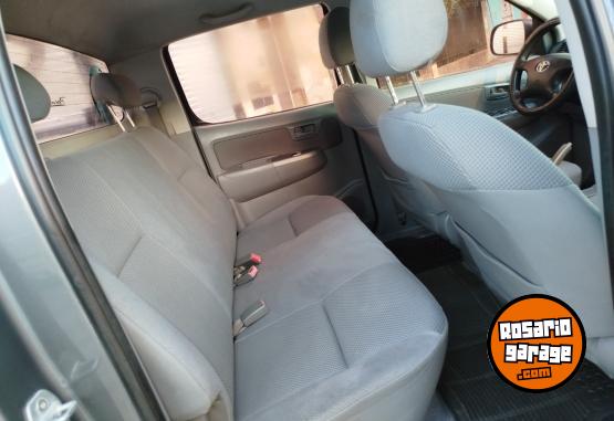 Camionetas - Toyota HILUX SRV 2007 Diesel 299000Km - En Venta