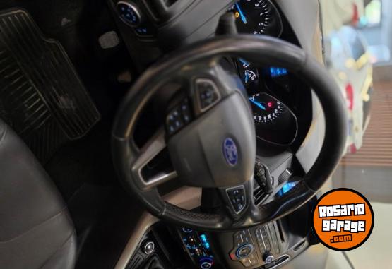 Autos - Ford FOCUS SE PLUS 2.0L 5P AT 2017 Nafta 110000Km - En Venta