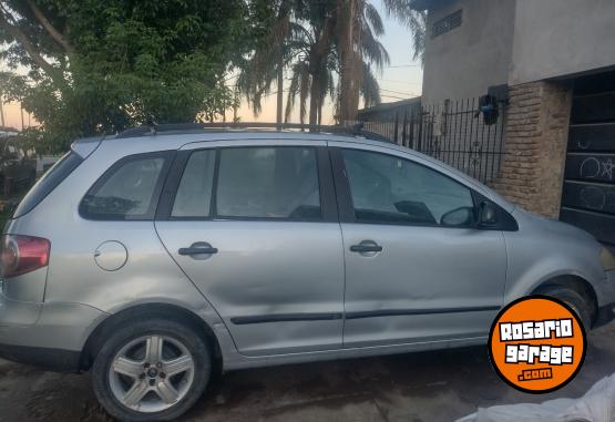 Autos - Volkswagen Suran 1.6 2007 Nafta 290000Km - En Venta