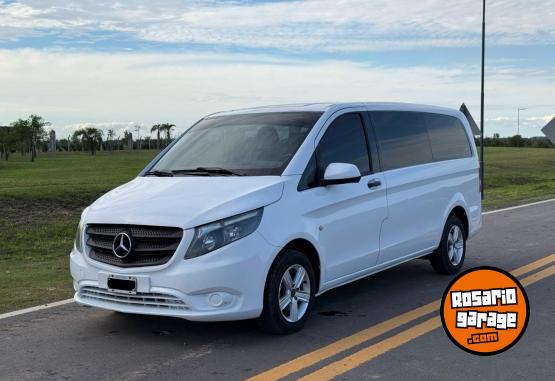 Utilitarios - Mercedes Benz Vito C111 2015 Diesel 301000Km - En Venta