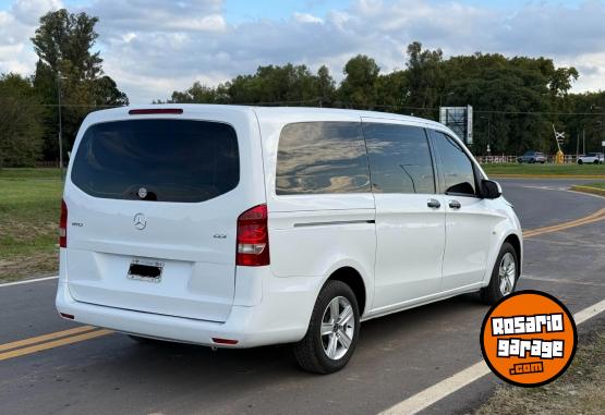 Utilitarios - Mercedes Benz Vito C111 2015 Diesel 301000Km - En Venta