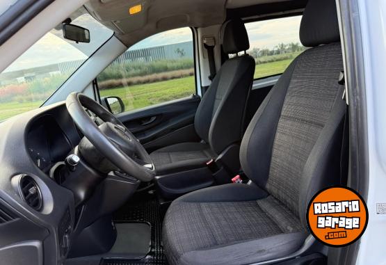Utilitarios - Mercedes Benz Vito C111 2015 Diesel 301000Km - En Venta