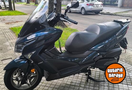 Motos - Kymco X twon 2025 Nafta 7800Km - En Venta