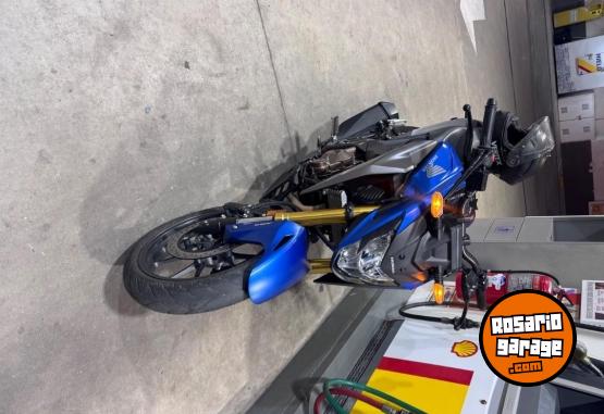 Motos - Honda CB300F 2023 Nafta 5400Km - En Venta