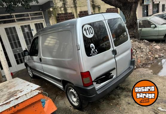 Utilitarios - Peugeot Partner 2009 Nafta 10Km - En Venta