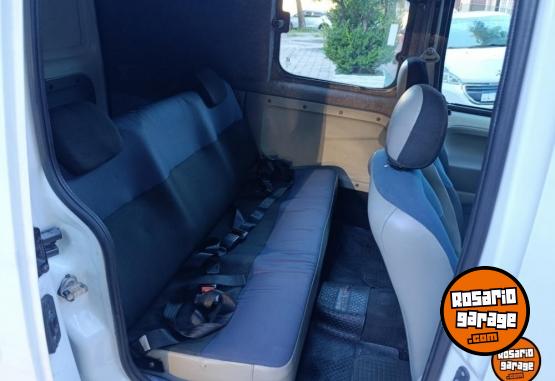 Utilitarios - Renault Kangoo 2010 GNC 176000Km - En Venta