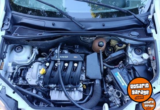 Utilitarios - Renault Kangoo 2010 GNC 176000Km - En Venta