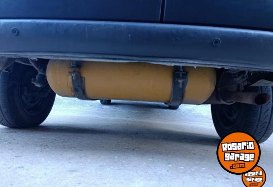 Utilitarios - Renault Kangoo 2010 GNC 176000Km - En Venta