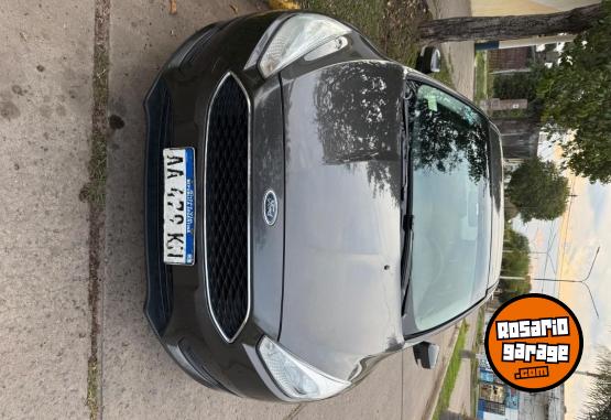 Autos - Ford Focus 2016 GNC 145000Km - En Venta