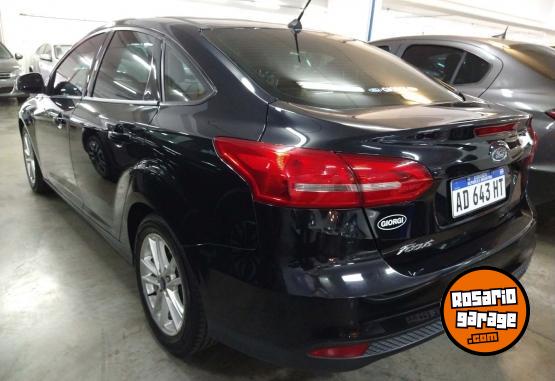Autos - Ford FOCUS 4P 2.0L SE 2019 Nafta 76116Km - En Venta