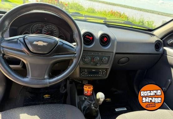 Autos - Chevrolet celta 2013 GNC 145000Km - En Venta