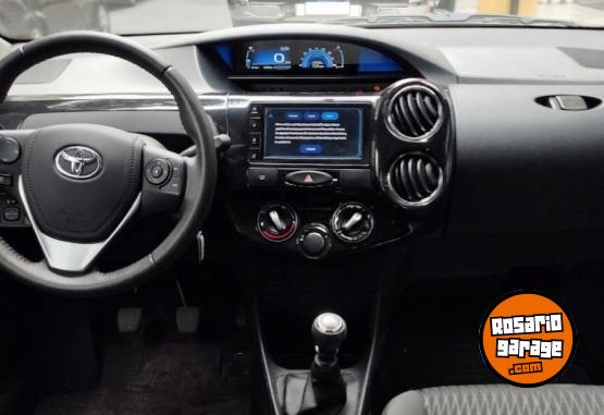 Autos - Toyota Etios XLS Pack 1.5 2023 Nafta 7000Km - En Venta