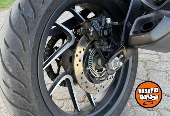 Motos - Bajaj dominar 400 2024 Nafta 10000Km - En Venta