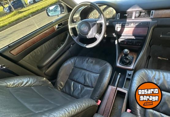 Autos - Audi A6 2.4 1999 Nafta 210000Km - En Venta