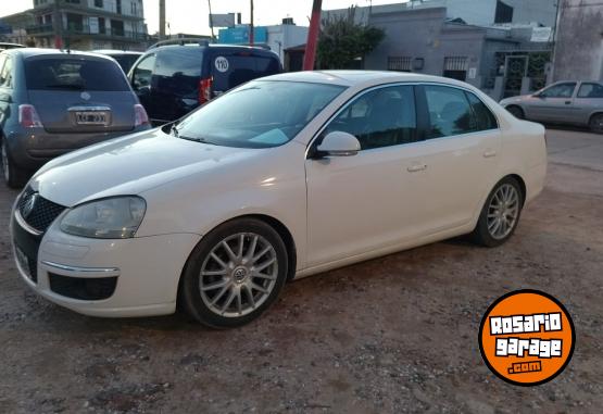 Autos - Volkswagen VENTO 2.5 LUXURI 2010 Nafta 149523Km - En Venta