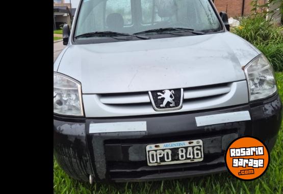 Utilitarios - Peugeot PARTNER PRESSENCE AA 1,4 2015 Nafta 137000Km - En Venta