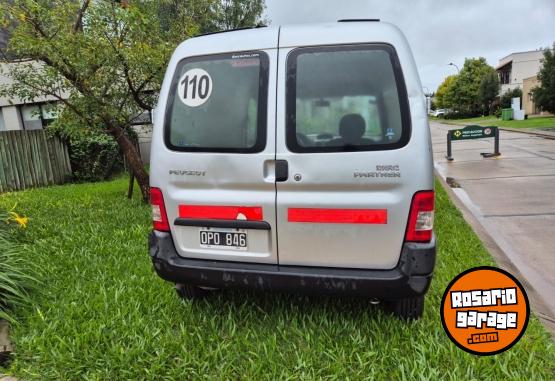 Utilitarios - Peugeot PARTNER PRESSENCE AA 1,4 2015 Nafta 137000Km - En Venta