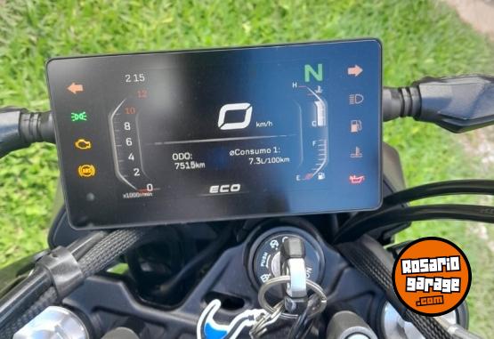 Motos - CF 400 NK 2024 Nafta 7500Km - En Venta