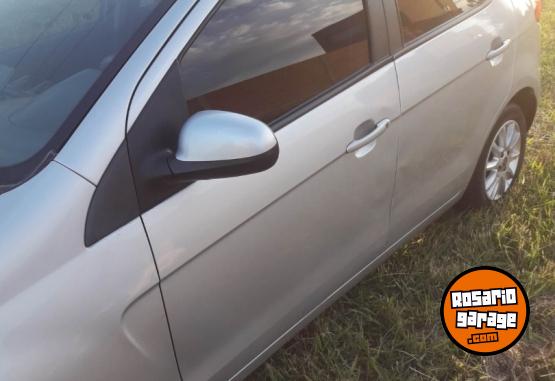 Autos - Fiat Palio 2013 GNC 113000Km - En Venta