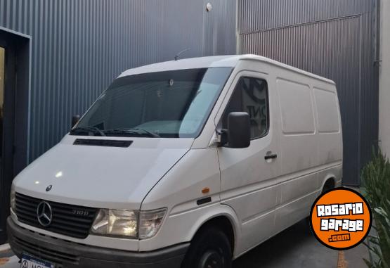 Utilitarios - Mercedes Benz FURGON 1999 Diesel 250000Km - En Venta