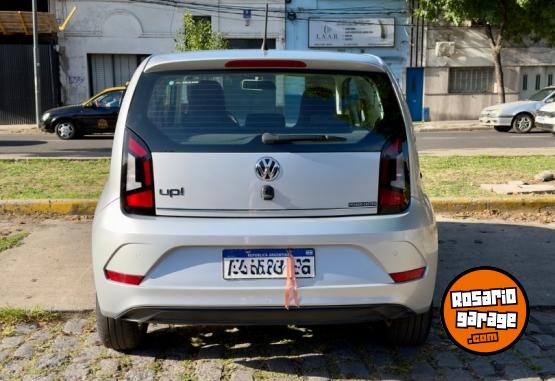 Autos - Volkswagen Up high 2017 Nafta 67000Km - En Venta