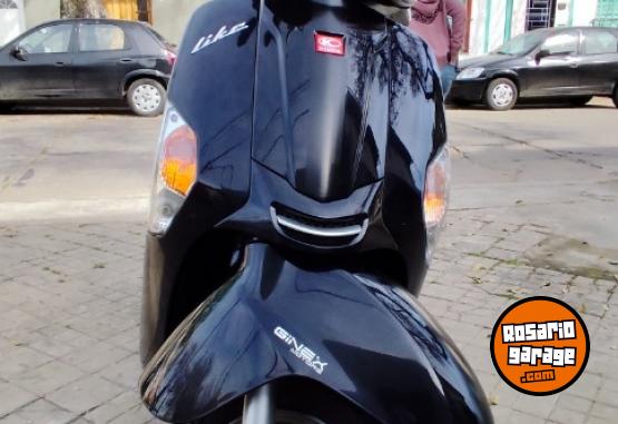 Motos - Kymco Like 2021 Nafta 10000Km - En Venta