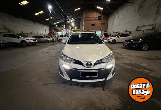 Autos - Toyota Yaris xs 1.5 6M/t 2019 Nafta 98000Km - En Venta