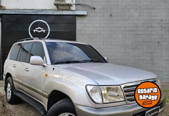 Camionetas - Toyota Land Cruiser VX100 4x4 2004 Diesel 223000Km - En Venta