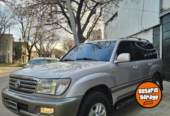 Camionetas - Toyota Land Cruiser VX100 4x4 2004 Diesel 223000Km - En Venta