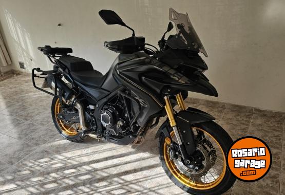 Motos - Voge 525 DSX Black knight 2025 Nafta 4248Km - En Venta