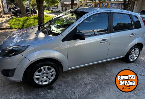 Autos - Ford FIESTA AMBIENTE PLUS 2011 Nafta 162000Km - En Venta