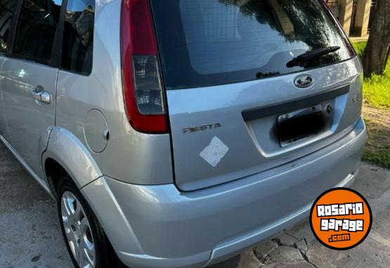 Autos - Ford FIESTA AMBIENTE PLUS 2011 Nafta 162000Km - En Venta
