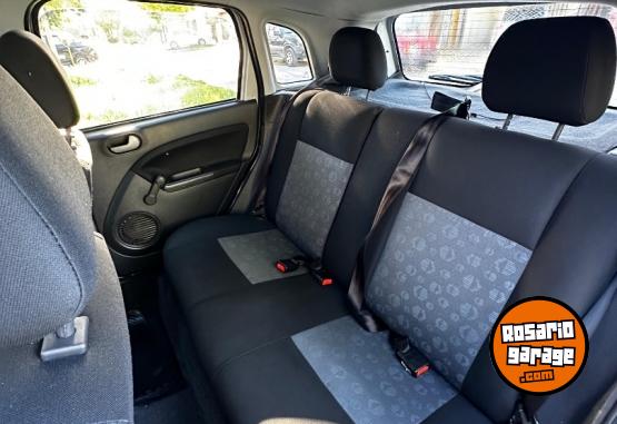 Autos - Ford FIESTA AMBIENTE PLUS 2011 Nafta 162000Km - En Venta