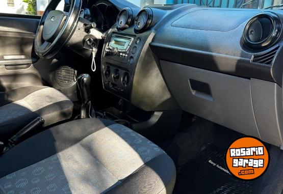 Autos - Ford FIESTA AMBIENTE PLUS 2011 Nafta 162000Km - En Venta