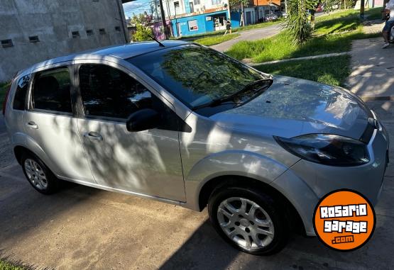 Autos - Ford FIESTA AMBIENTE PLUS 2011 Nafta 162000Km - En Venta