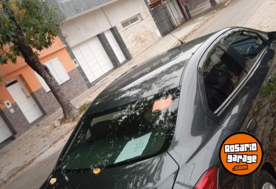 Autos - Chevrolet Prisma 2017 GNC 142500Km - En Venta