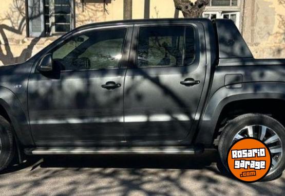 Camionetas - Volkswagen AMAROK V6 EXTREME 2023 Diesel 65000Km - En Venta