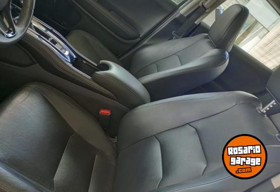 Autos - Honda HRV 2020 Nafta 84000Km - En Venta