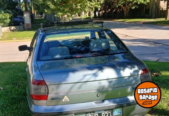 Autos - Fiat Sienna 1998 Nafta 150Km - En Venta