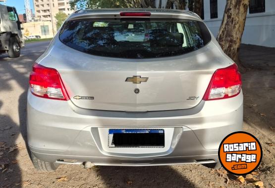 Autos - Chevrolet Onix Joy 2018 Nafta 106700Km - En Venta