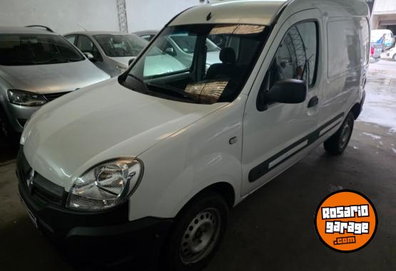 Utilitarios - Renault Kangoo 2018 GNC 110000Km - En Venta