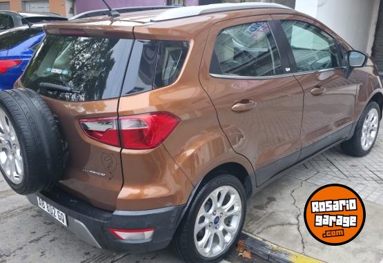 Autos - Ford Eco 2017 GNC 96000Km - En Venta