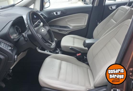 Autos - Ford Eco 2017 GNC 96000Km - En Venta
