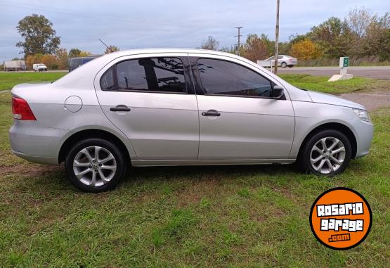 Autos - Volkswagen Voyage 2011 Nafta 118000Km - En Venta