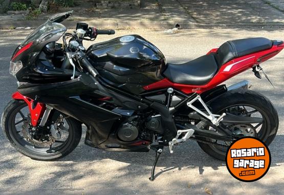 Motos - Benelli 302R 2018 Nafta 11000Km - En Venta