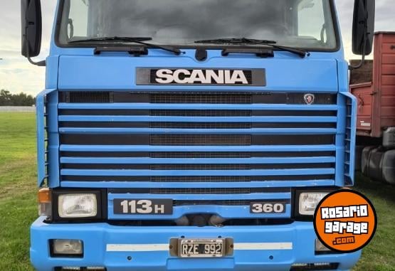 Camiones y Gr�as - Chasis Scania con carrocer�a y acoplado - En Venta