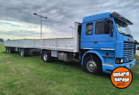Camiones y Gr�as - Chasis Scania con carrocer�a y acoplado - En Venta