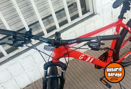 Deportes - SPORT MOTO:  BICICLETA MOUNTAIN BIKE RODADO 29. NUEVA  MARCA: GO BIKE MODELO: LACAR CUADRO DE ALUMINIO TALLE: L  SUSPENSION CON BLOQUEO 21 CAMBIOS DE VELOCIDADES SHIMANO TOURNEY - En Venta